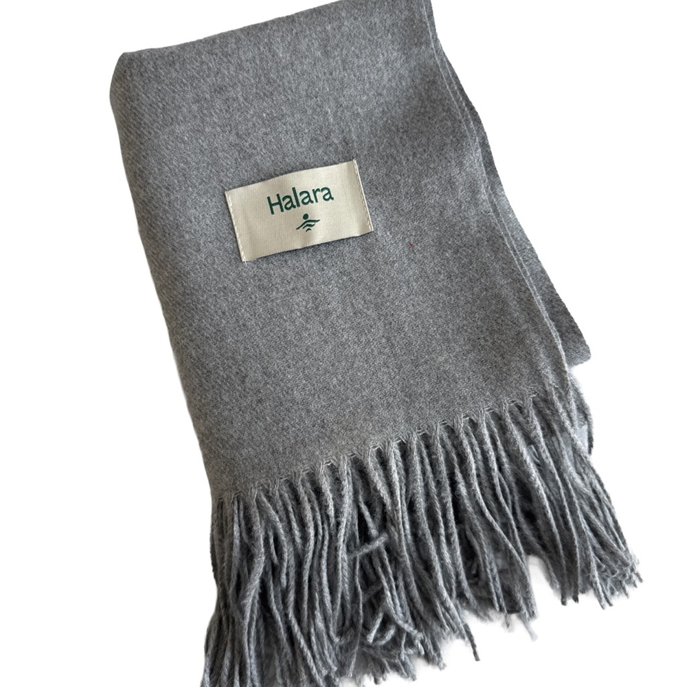 HALARA Scarf Lightweight Gray Solid Soft Cozy Girl Rectangle Preppy Fringe
